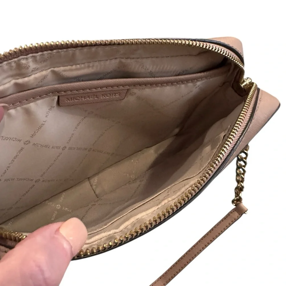 Michael Kors Jet Set Crossbody Bag blush
